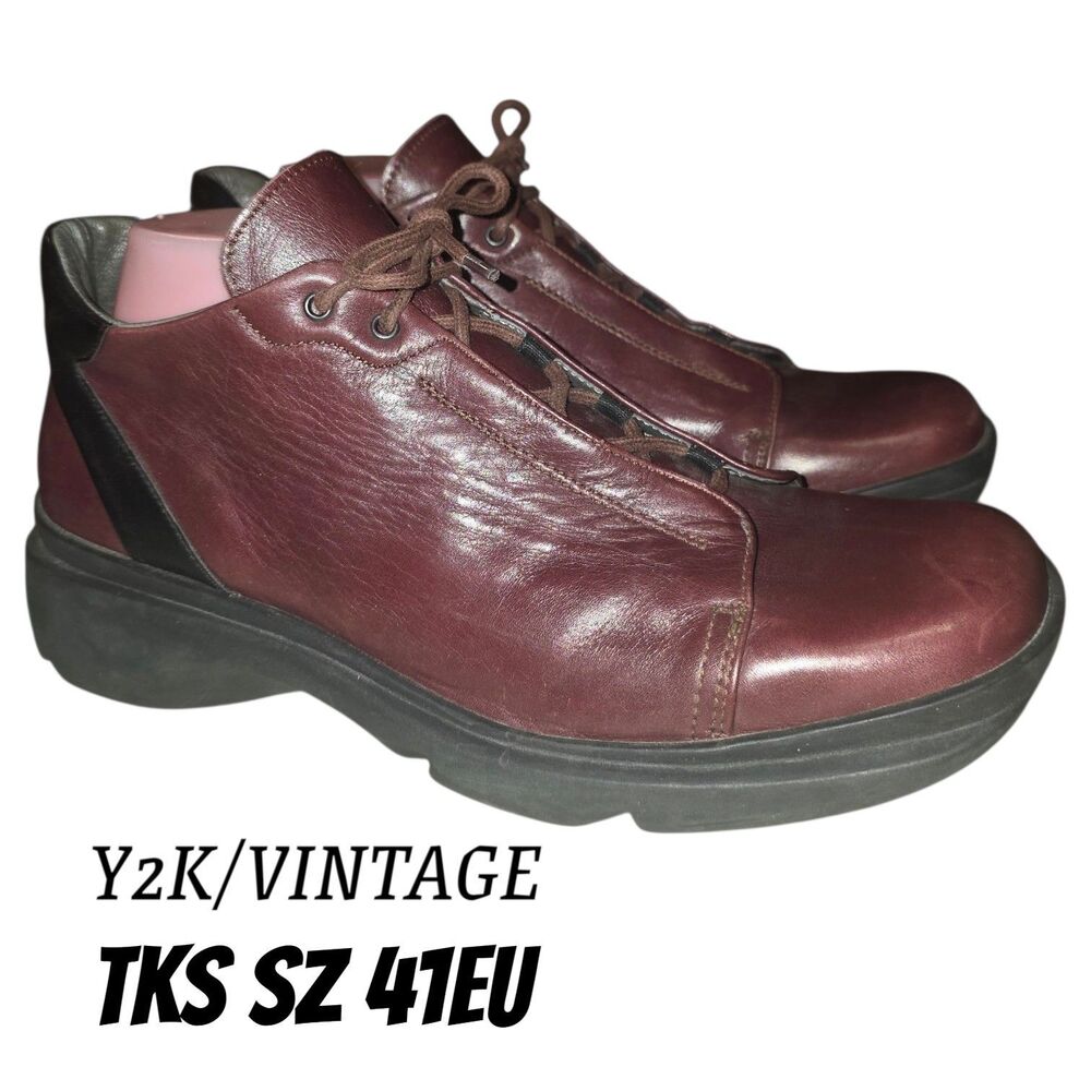 TKS Contemporary Shoes 8/8.5 Y2K Vintage Rare Maroon Blk Leather Chunky Shoes